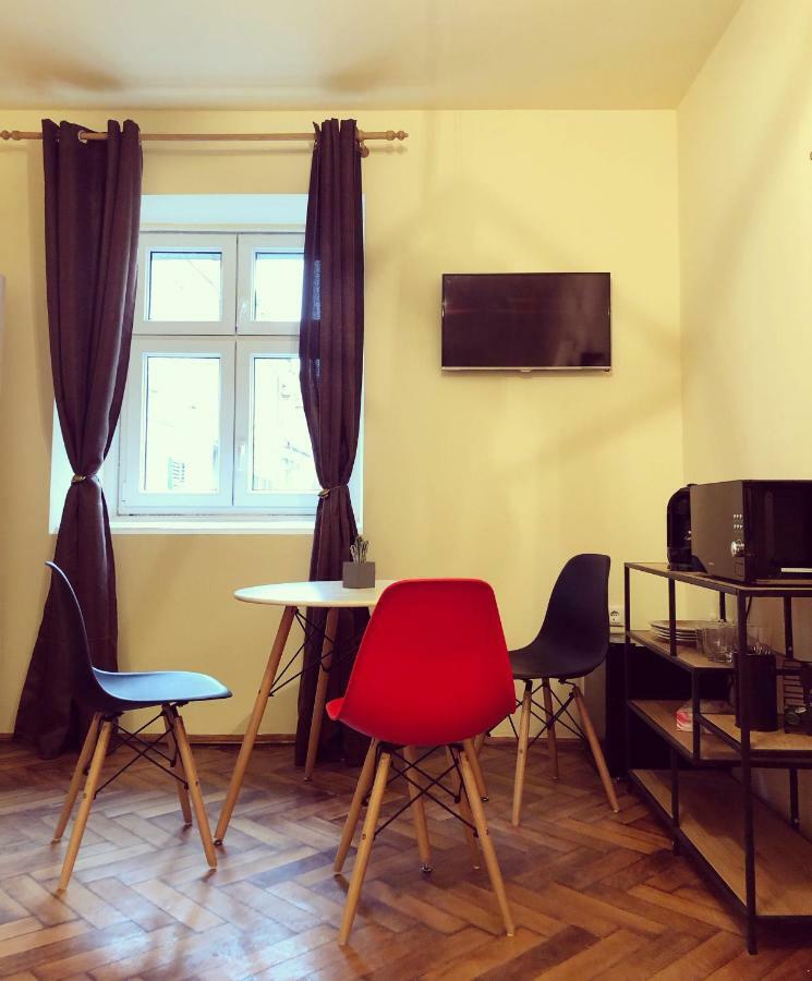Appartement Studio Gh. Lazar à Sibiu Extérieur photo